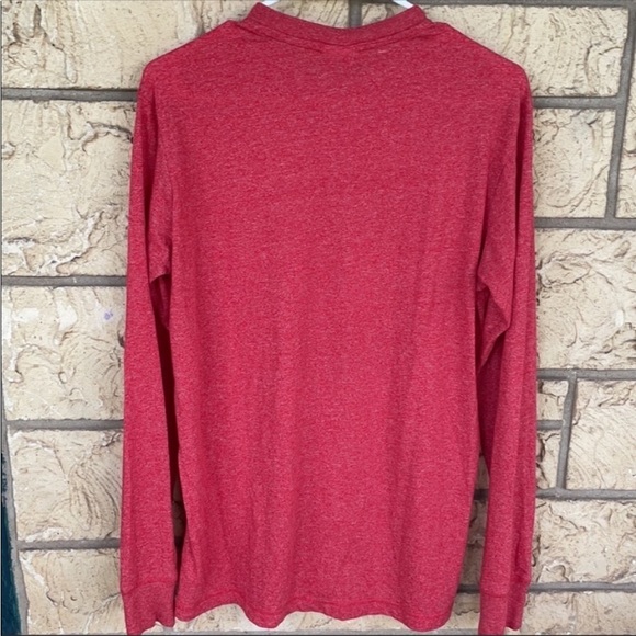 NHL Blackhawks Red Hockey Chicago Shirt Size Med - Picture 7 of 9